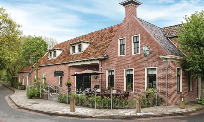 Visvliet House | Awesome home in Visvliet with sauna