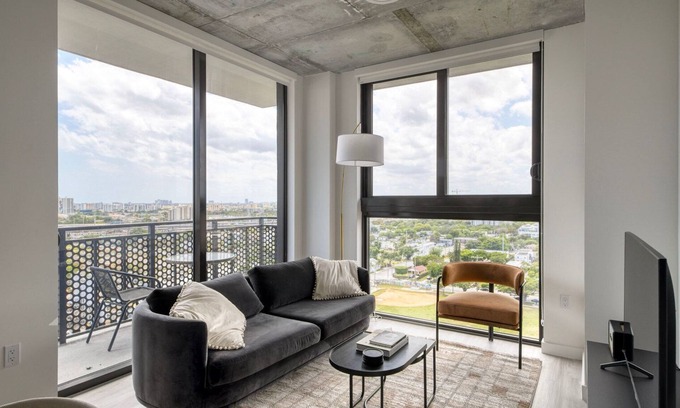 Edgewater Apartment | Awesome Wynwood 2BR w/Gym & Roof Pool, nr Midtown, by Blueground