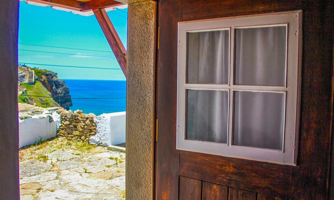 Azenhas do Mar Cottage | Azenhas Beach Room - Azehas do Mar
