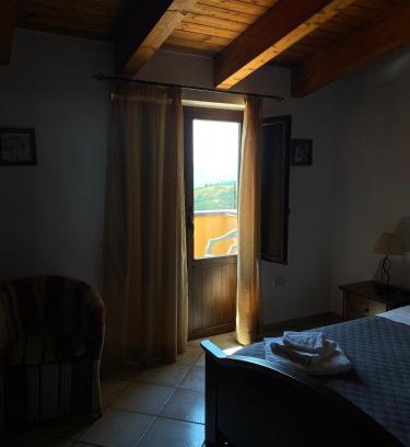 Cannalonga House | Azienda Agrituristica Le Prunelle