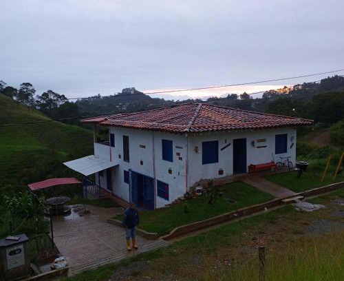 Jerico House | AZULEJO