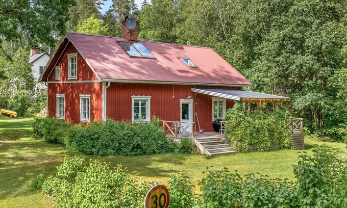 Mullhyttan House | Bäcklunda by Interhome