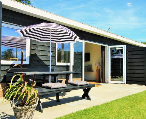 Oostvoorne Bed & Breakfast | B&B Beach&Bos