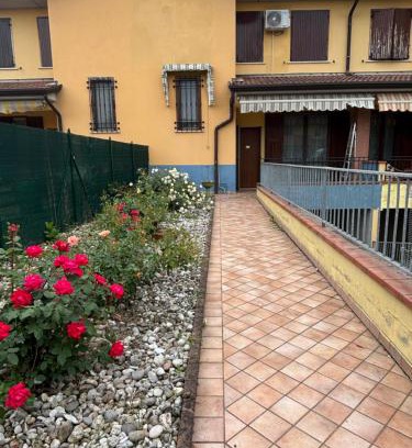 Rivalta sul Mincio Bed & Breakfast | B&B Canossa