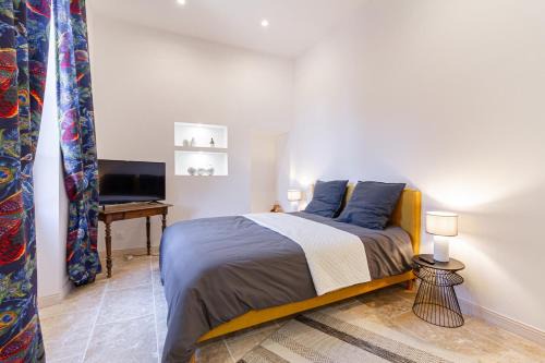 Giroussens Bed & Breakfast | B&B du Couvent, chambre aux paons