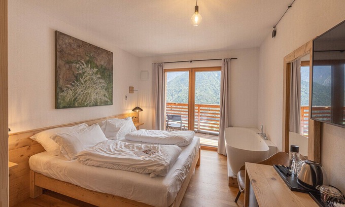 Pieve di Cadore Bed & Breakfast | B&B GIALLO - Felce Wellness Room