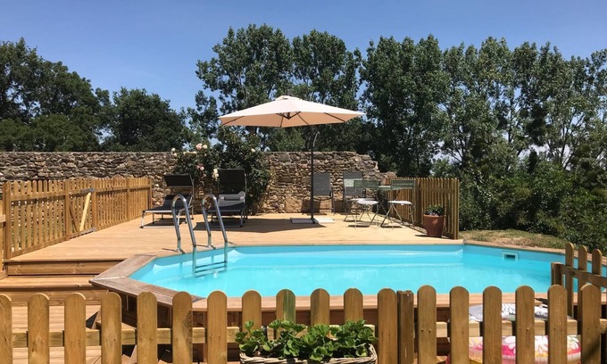 Bellenaves Bed & Breakfast | B&B Maison Balady