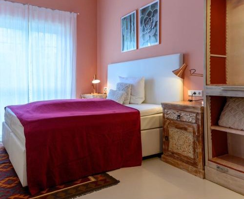 Backnang Bed & Breakfast | B & B Villa Dahlia