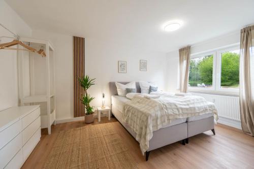 Backnang Apartment | BackHome - BUSINESS&FAMILY - TOP LAGE, Parkplatz, Balkon, Waschmaschine, Netflix, 90qm, 24h Checkin - Apartment 8