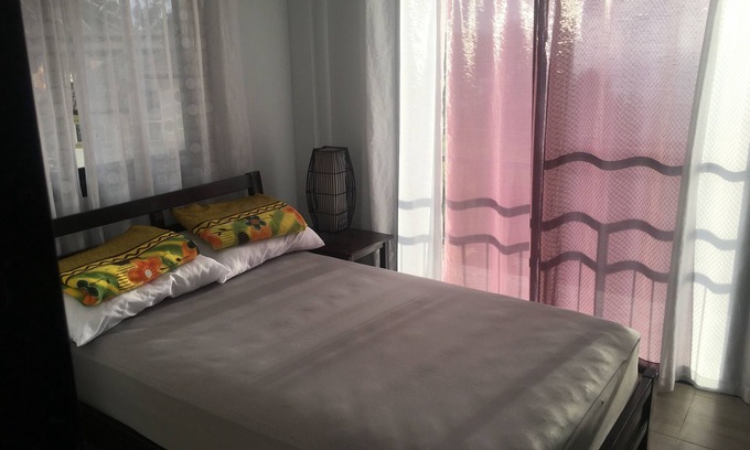 Baguio Bed & Breakfast | Baguio City Area - Suburban living in surrounding majestic mountains & Sunset