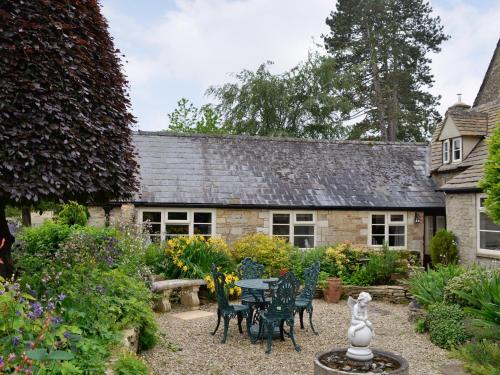 Ampney Crucis House | Bakery Cottage