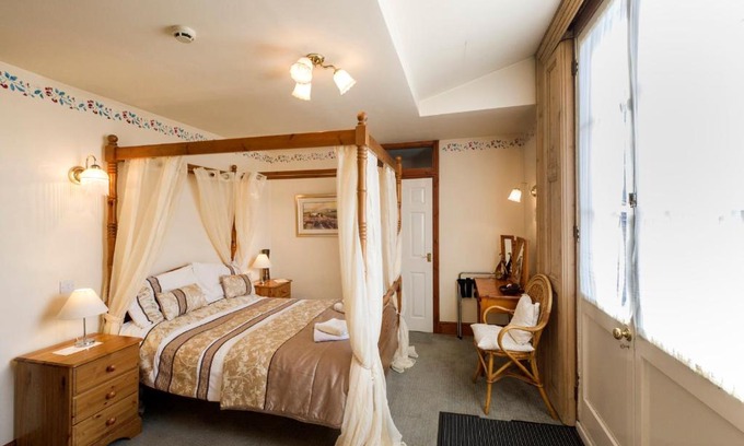 Stourport-on-Severn House | Baldwin House