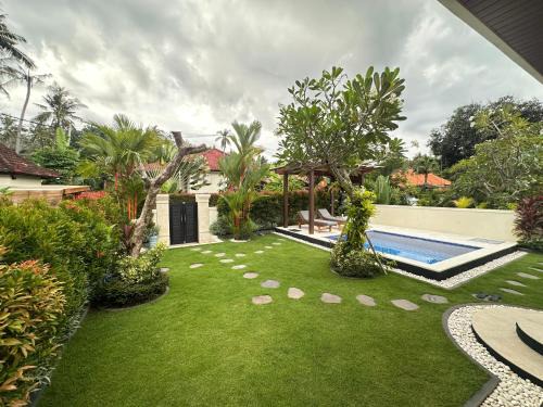 Jasri House | Bali Tropical and Relax