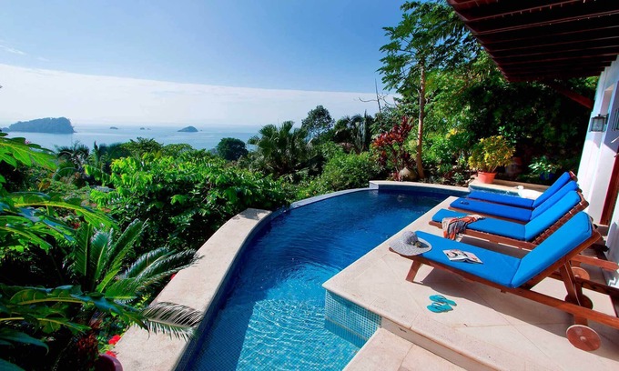 Manuel Antonio Villa | Balinese Inspired Villa w/Panoramic Views & Pool. A/C in All Bedrooms