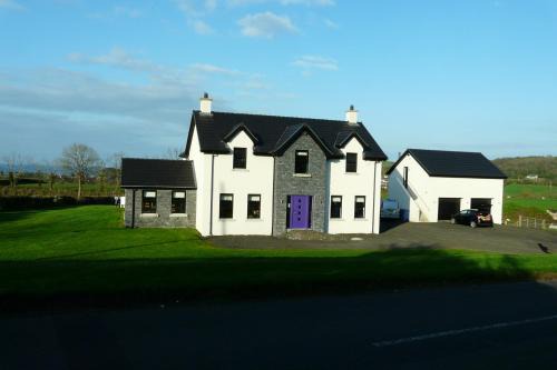 Ballygally Apartment | Ballygally eco apartment with seaview