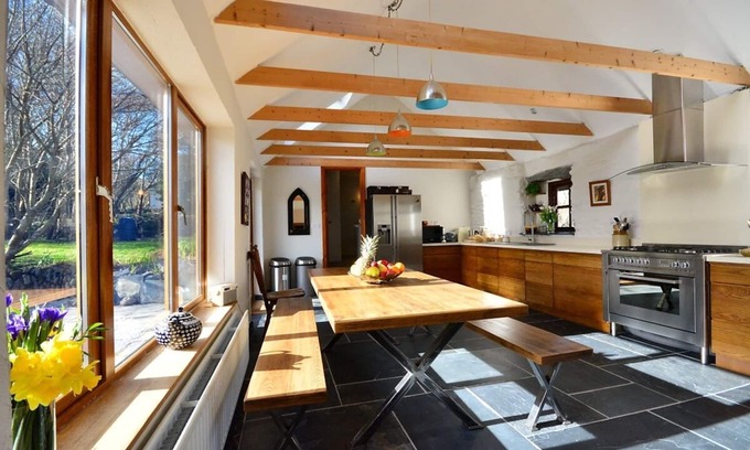 Ballineanig House | Ballywiheen Cottage 4 bedroom house VRBO