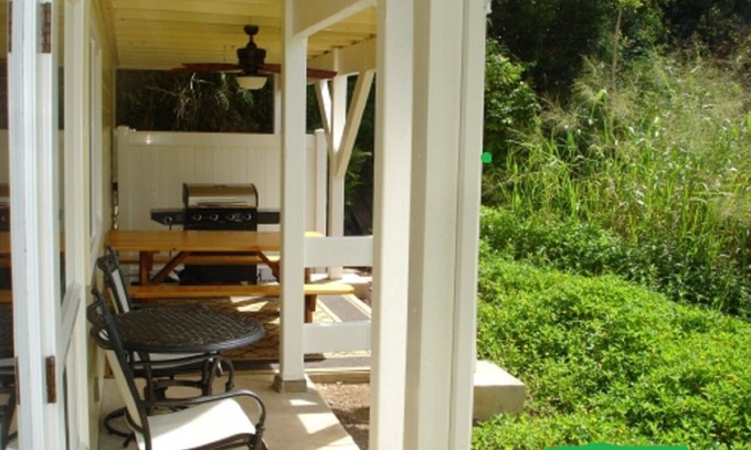 Pauwela House | Bamboo Valley Inn Haleakala Suite
