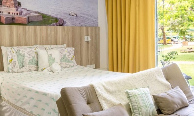Pescaria House | Bangalô em Resort na Natureza com Vista Para a Praia!