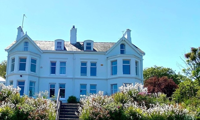 Bangor Apartment | Bangor - Stunning View Across Belfast Lough