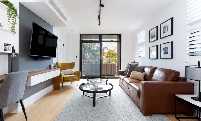 Millers Point Apartment | Barangaroo Park - Two Bedroom Apartment (1 King & 1 Queen)
