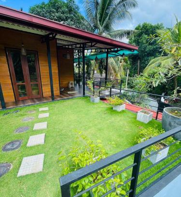 Padinnoruwa Villa | Barewood Bliss Villa