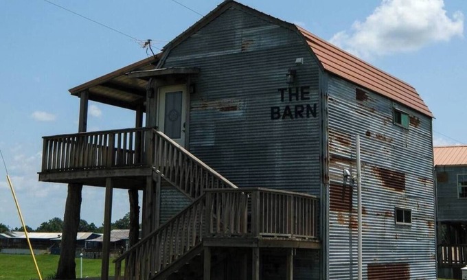 Minden Cabin | Barn 2 @ Yellow Rose Canyon