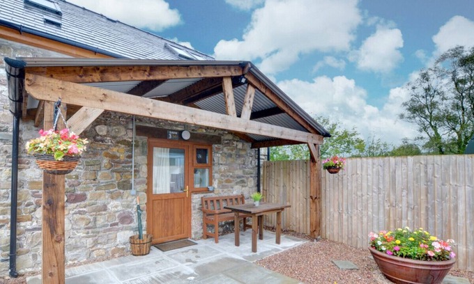 Margam House | Barn 3 - Chicken - Studio House, Sleeps 2