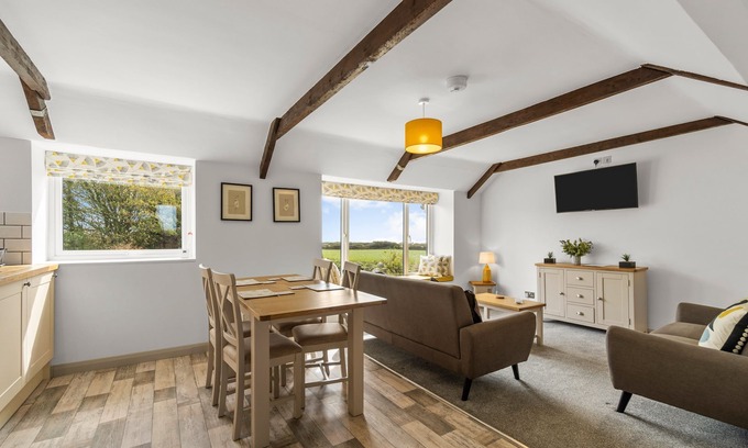 Helston Cottage | Barn Cottage @ Arrowan Common Farm