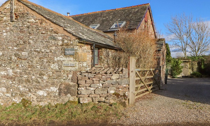 Penrith Cottage | BARN END, pet friendly, character holiday cottage in Shap