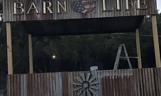 Sabinal House | Barn Life is like no other place in Concan
