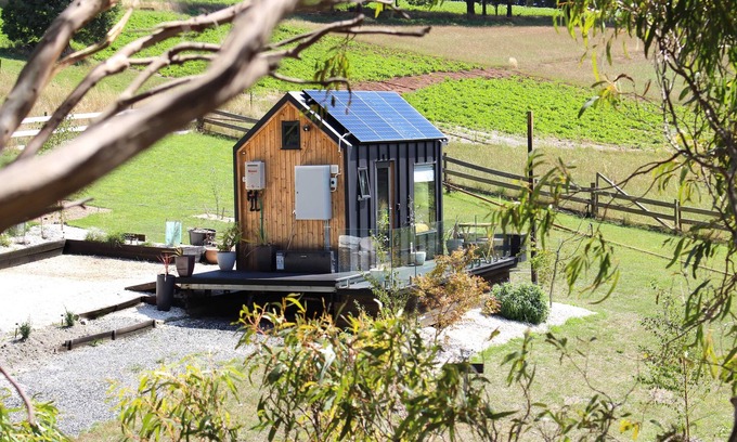 Forthside Cottage | Barnhaus - 100% Eco Tiny House accommodation