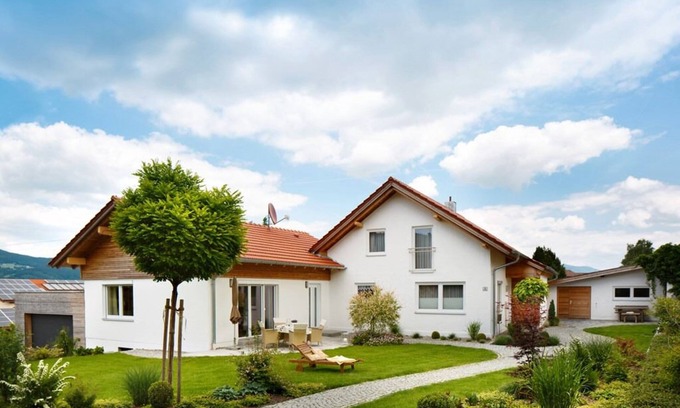 Weiding Apartment | Barrierefreies Ferienhaus mit kostenfreiem WLAN und großem Garten