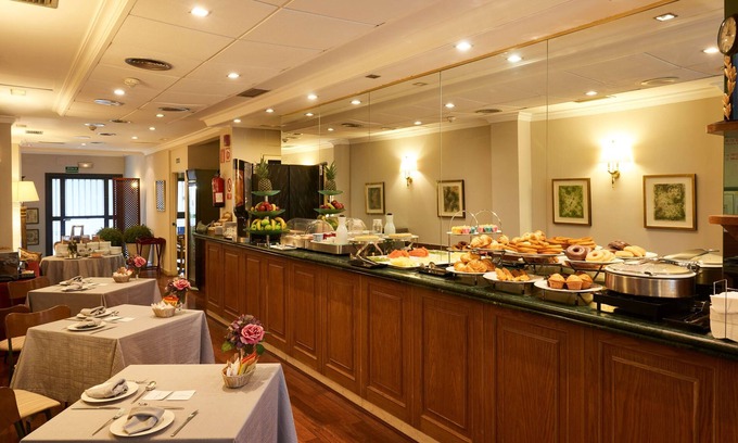 Castellana Hotel | Barrio de Salamanca Suites