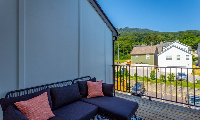 Chattanooga House | Basecamp - a PMI Scenic City Vacation Rental