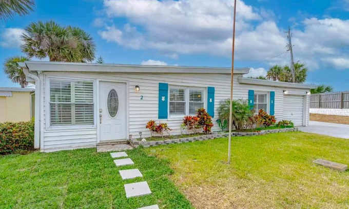 O'byrne House | Bathing Suit Beach Bungalow