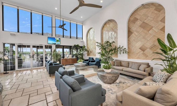 Redevelopment Area Hotel | Bayfront Inn Fifth Avenue