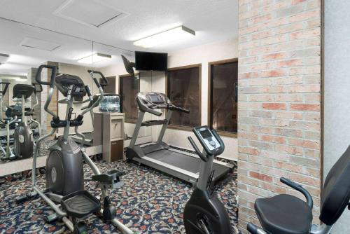 Zanesville Hotel | Baymont by Wyndham Zanesville