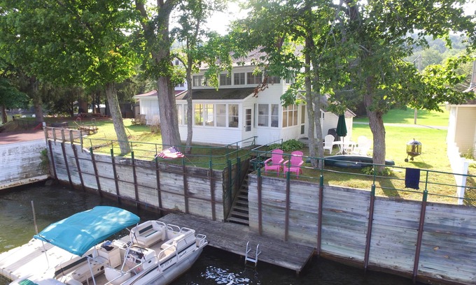Maryland House | Bayview on Goodyear Lake. Close to Cooperstown Dream Park & All Star Village.