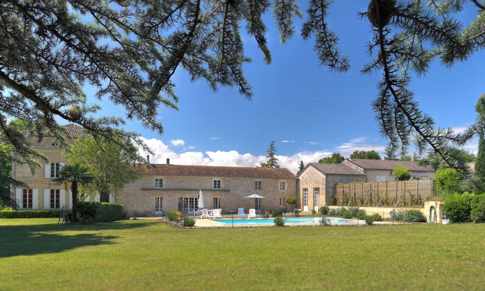 Ligardes House | Bazignan en Gascogne, Grande Maison de Campagne Avec Piscine Privative !
