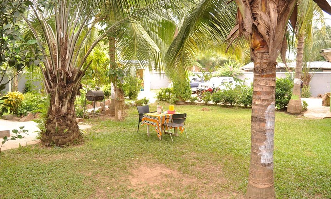 Akosombo Hotel | BB Tributary Hotel