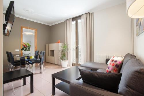 El Born Apartment | BCNGOTIC 41