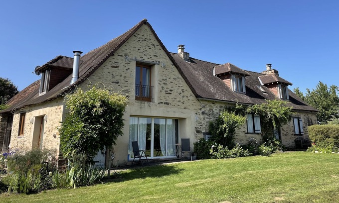 Jumilhac-le-Grand House | Beautiful, tranquil, tasteful, property suits large family group.