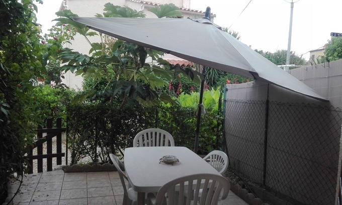 Bravone Apartment | Beach<50m.Equipped terrace. Parking. Car and bicycle options. Wifi. No. of activities