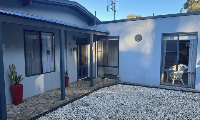 Kioloa House | Beach & Bush Getaway | Private, Family & Pet-Friendly | Wildlife Views