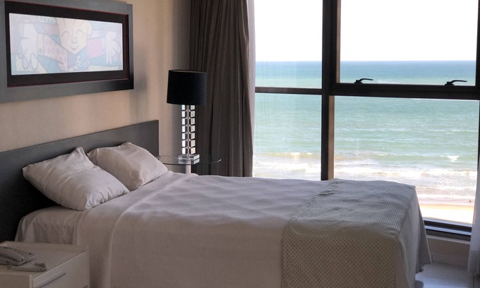 Pina Hotel | Beach Class International