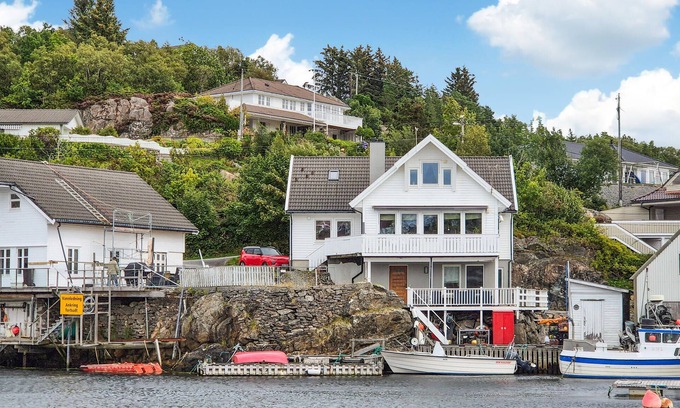 Steinsland Apartment | Beach front apartment in Steinsland