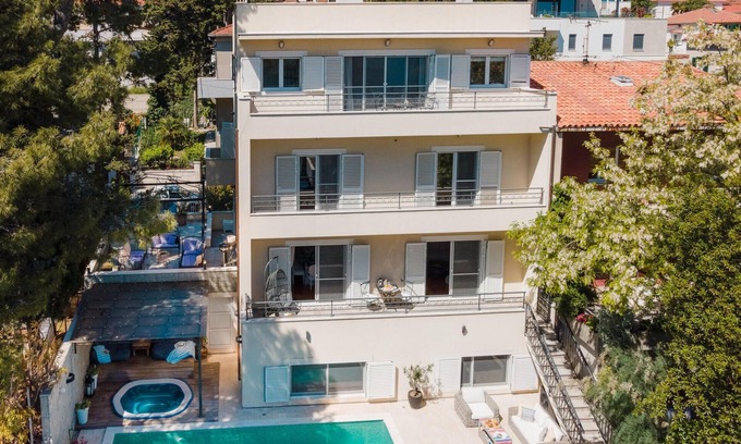 Bacvice House | Beach front home in Split