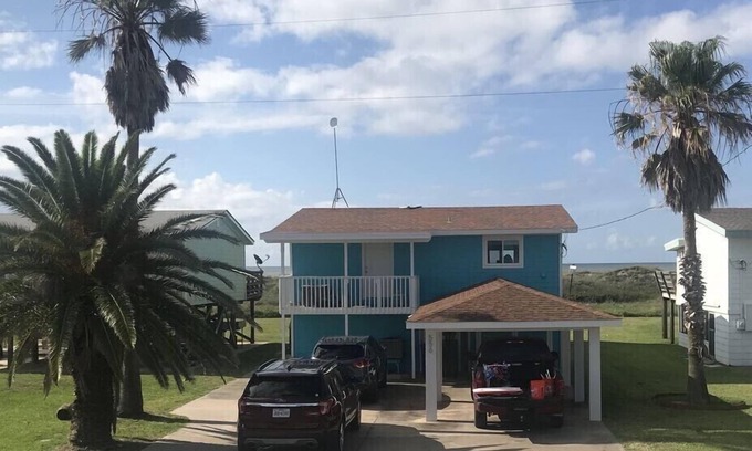 Matagorda House | Beach Front Home with Outstanding Views - Just a quick walk to the ocean.