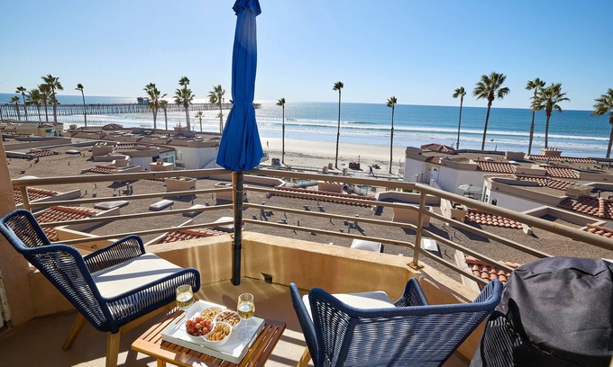 Townsite Condo | Beach front spectacular Ocean Views Pet Friendly