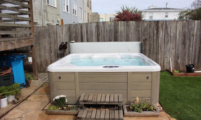 Outer Sunset Apartment | Beach House - One Block from Ocean Beach. 30 Day Minimum - 50% Discount